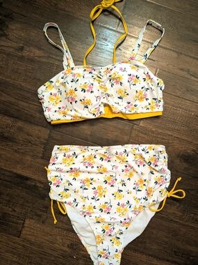 SHEIN White Floral Yellow-Trim High Waist Bikini